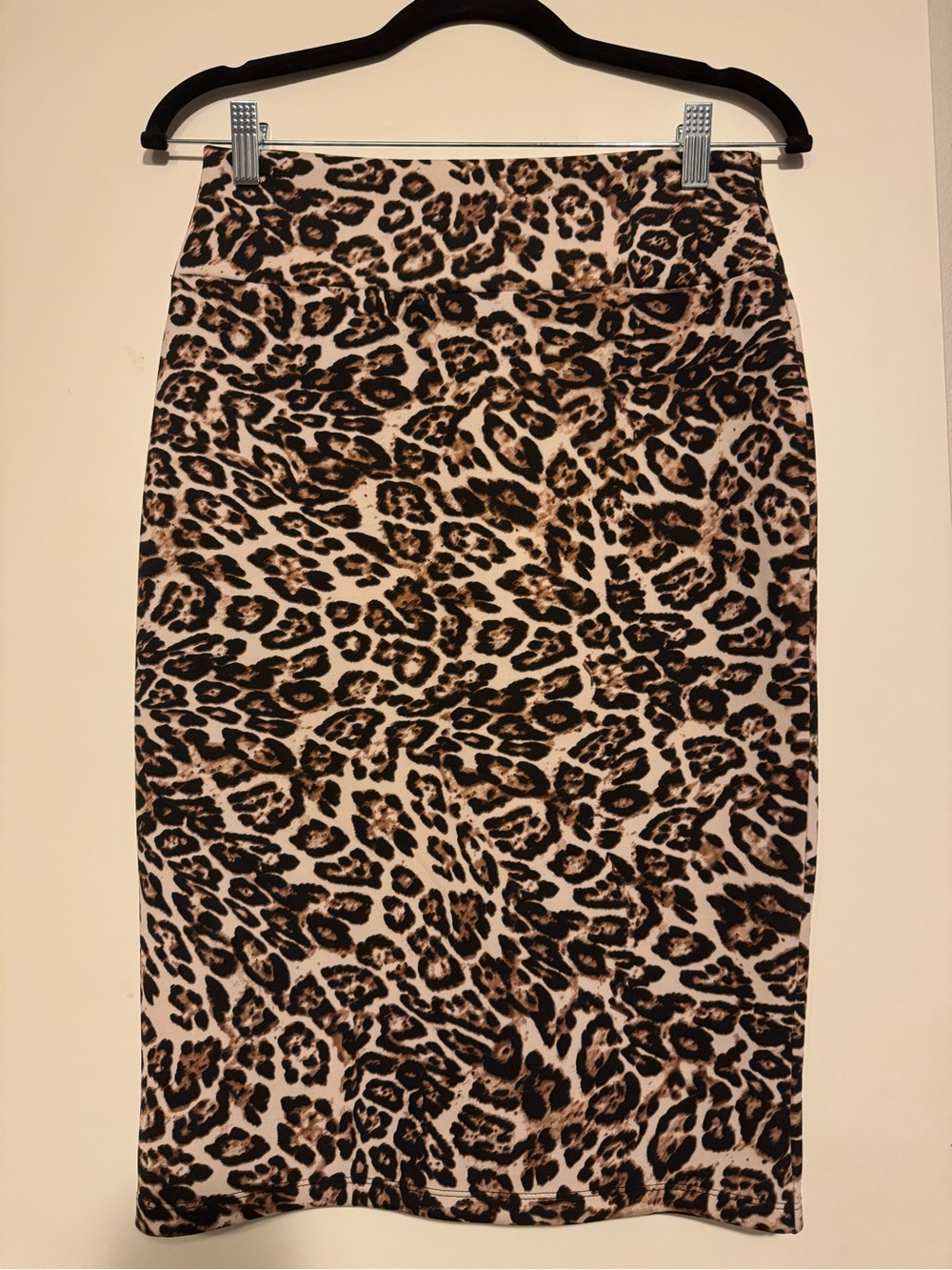 NWT INC International Concepts Leopard Print Pencil Skirt size Small